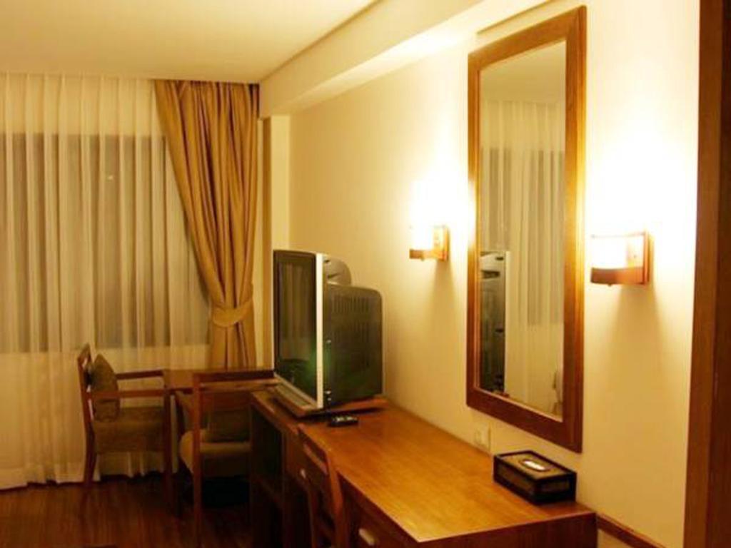 Hiran Residence Patong Εξωτερικό φωτογραφία