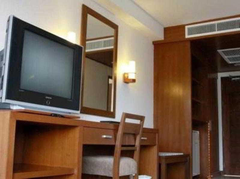 Hiran Residence Patong Εξωτερικό φωτογραφία